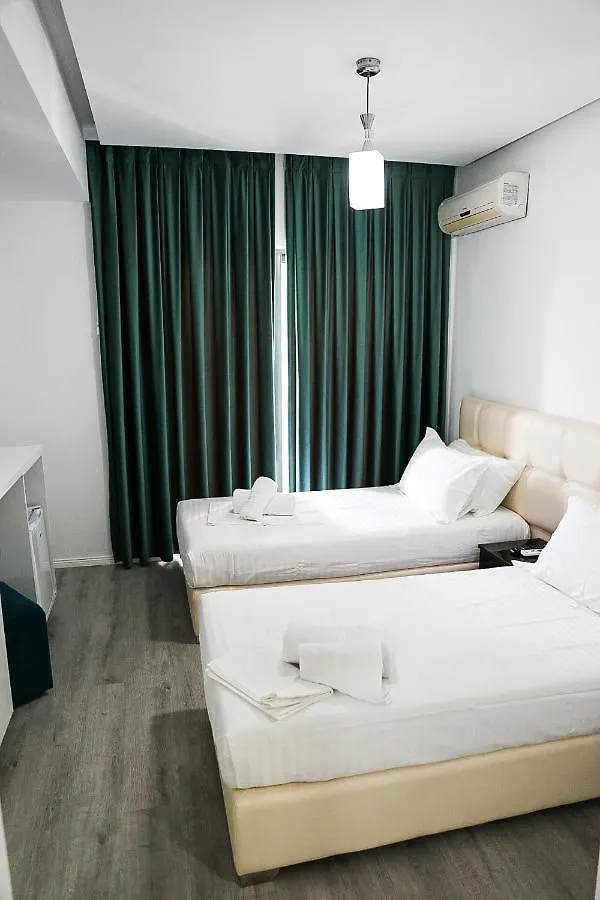 Hotel Aloha Saranda 3*,  Albánia