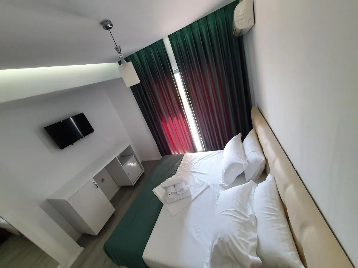 Hotel Aloha Sarandë