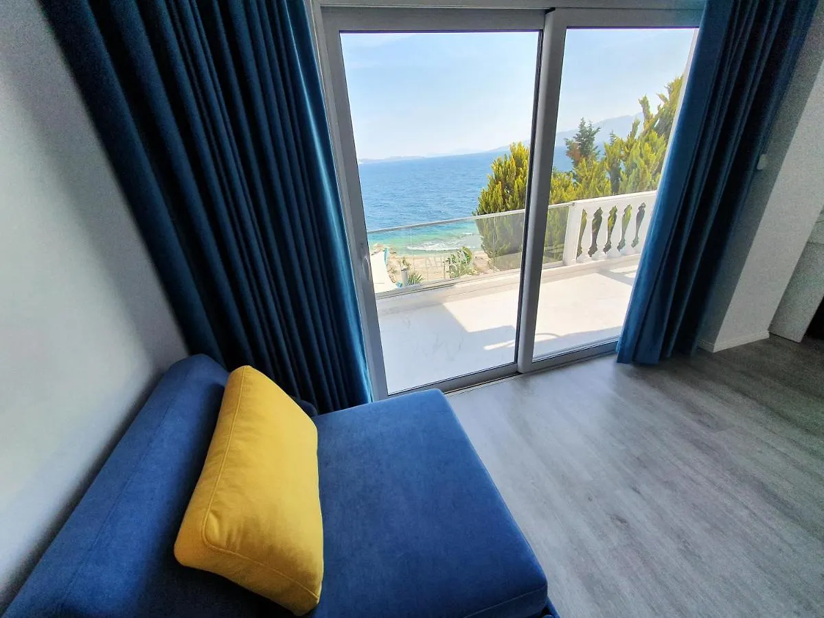 ***  Hotel Aloha Sarandë Albánie