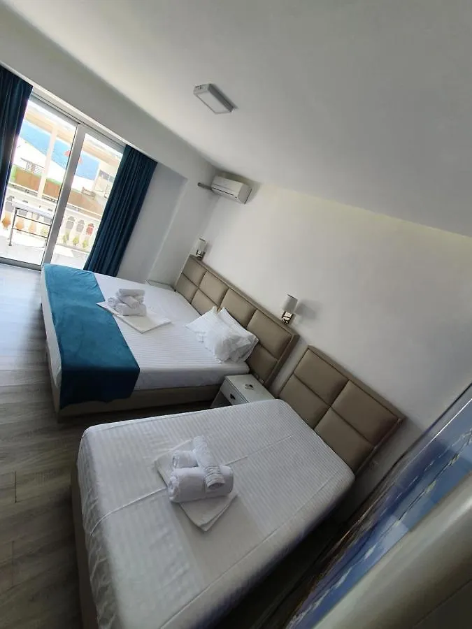 סרנדה Hotel Aloha