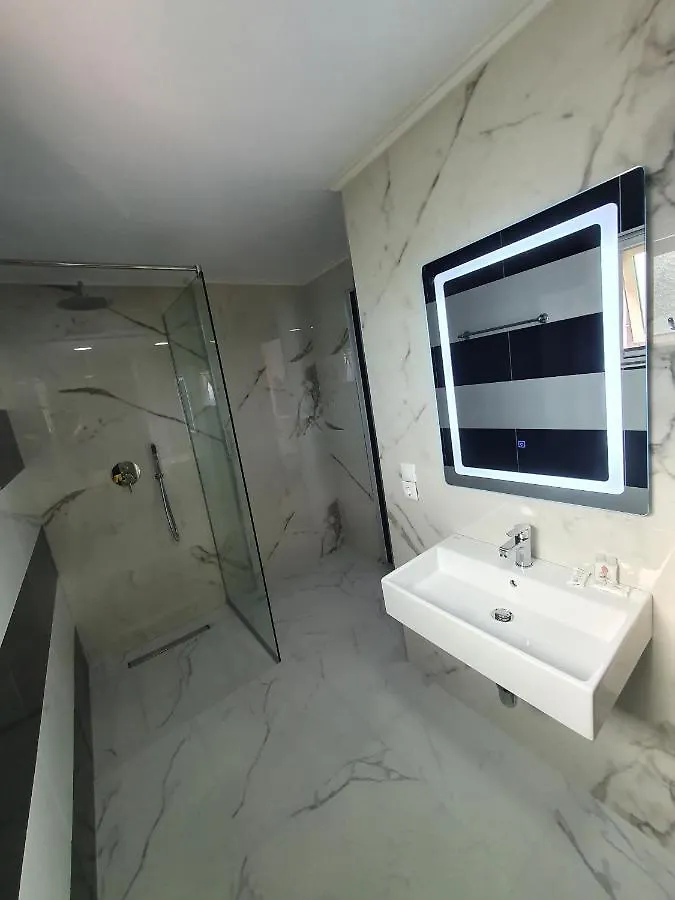 Hotel Aloha Sarandë