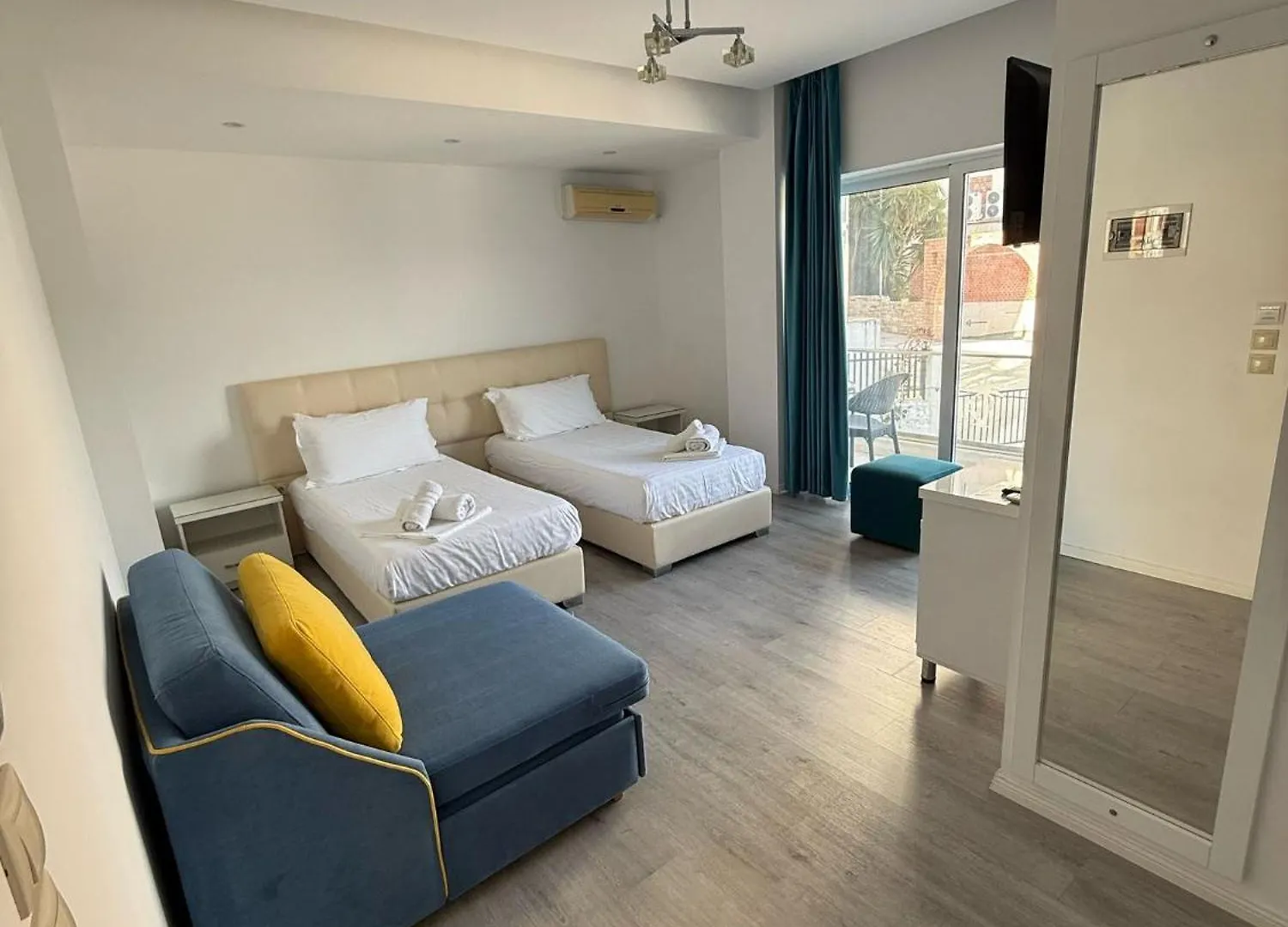 Hotel Aloha Sarandë